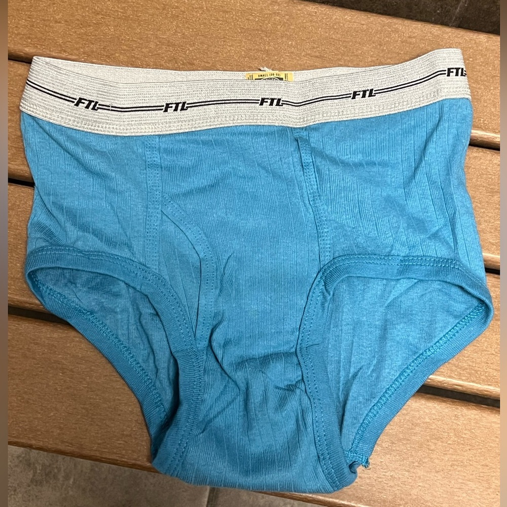 Vintage- 90s Fruit of the Loom Ribbed Cotton Brief-RARE ‼️